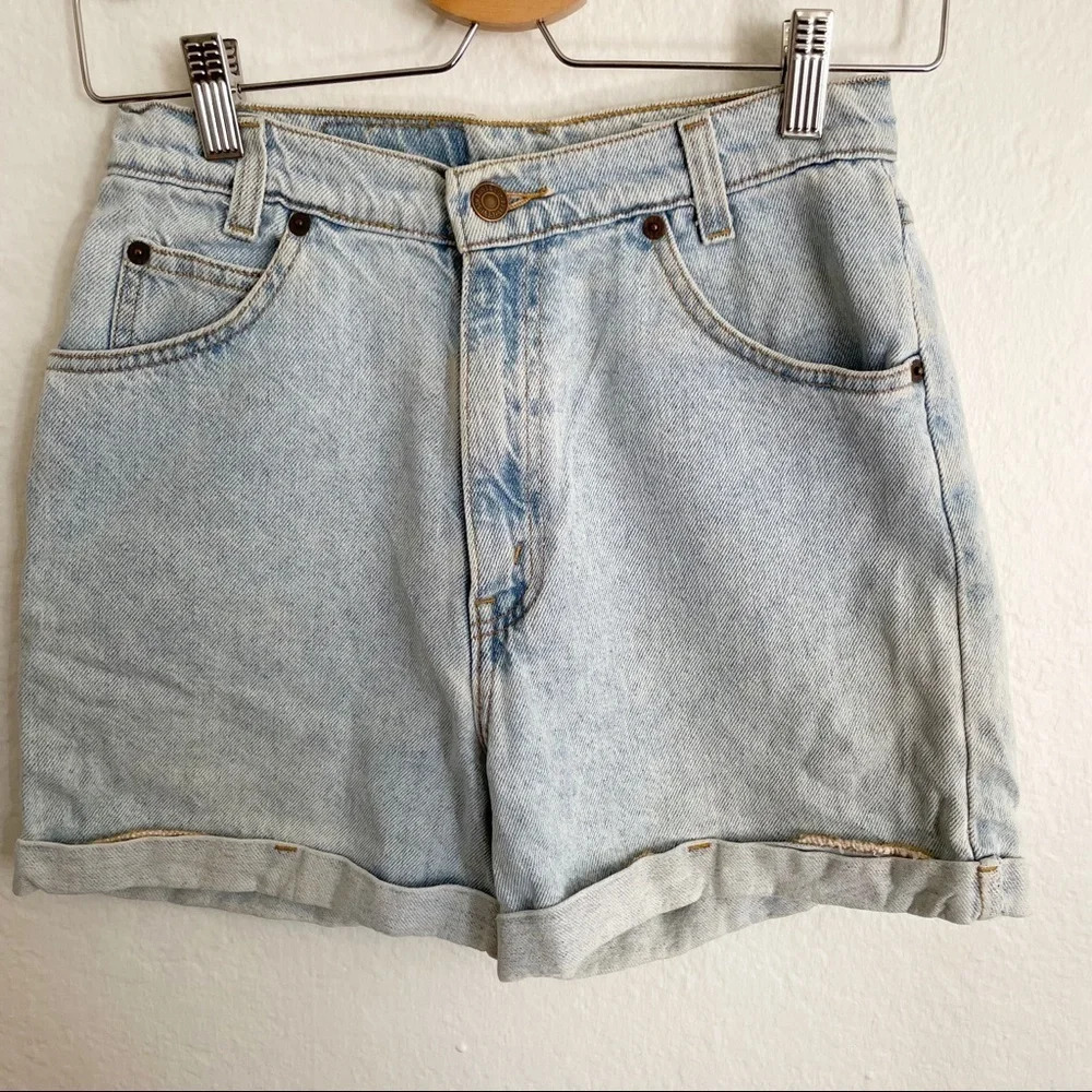 Levi’s | vintage orange tab 90s jean shorts